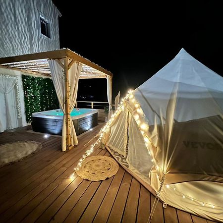 Love Room Tente Lodge Spa Mfg Chez C&C, Exclusivement Reservee Aux Adultes Cantaron Eksteriør bilde