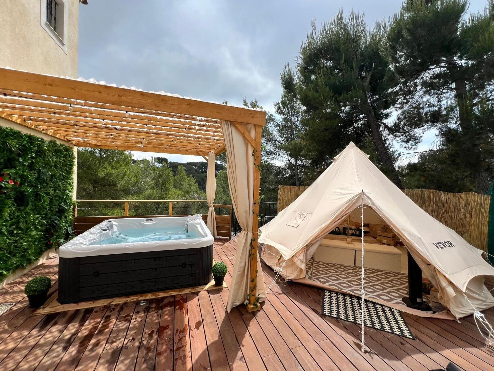 Love Room Tente Lodge Spa Mfg Chez C&C, Exclusivement Reservee Aux Adultes Cantaron Eksteriør bilde