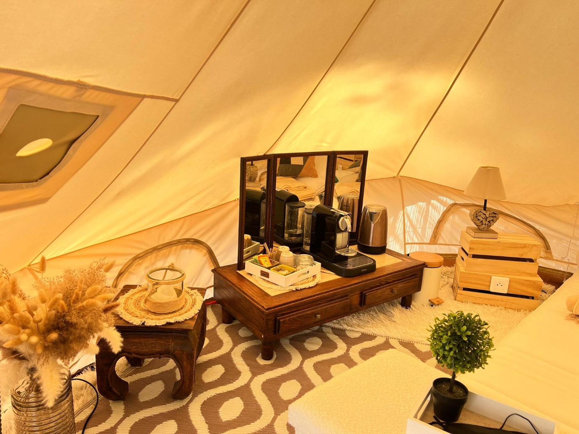 Love Room Tente Lodge Spa Mfg Chez C&C, Exclusivement Reservee Aux Adultes Cantaron Eksteriør bilde