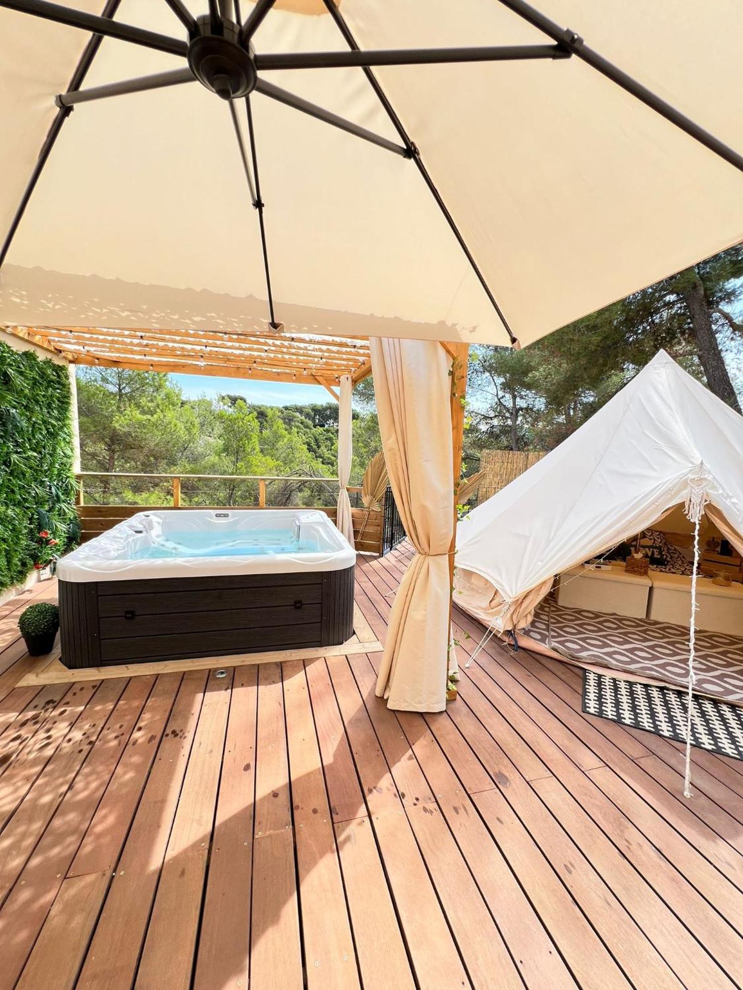 Love Room Tente Lodge Spa Mfg Chez C&C, Exclusivement Reservee Aux Adultes Cantaron Eksteriør bilde