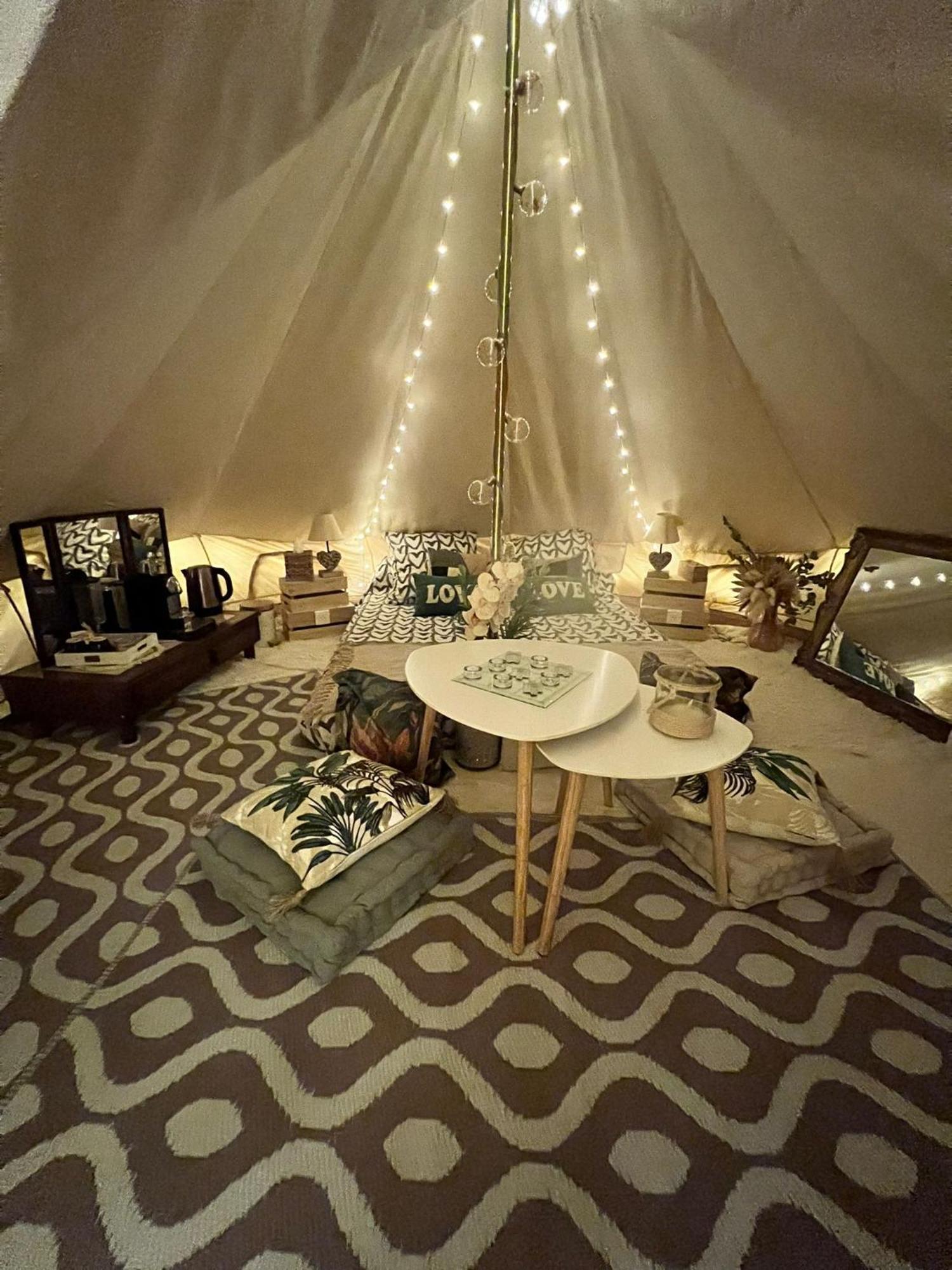 Love Room Tente Lodge Spa Mfg Chez C&C, Exclusivement Reservee Aux Adultes Cantaron Eksteriør bilde