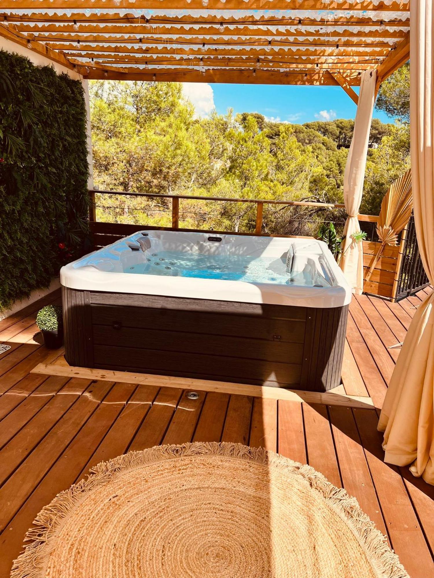 Love Room Tente Lodge Spa Mfg Chez C&C, Exclusivement Reservee Aux Adultes Cantaron Eksteriør bilde